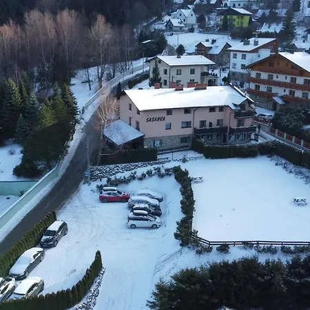 Sasanka Przy Gondoli 3* シュチルク