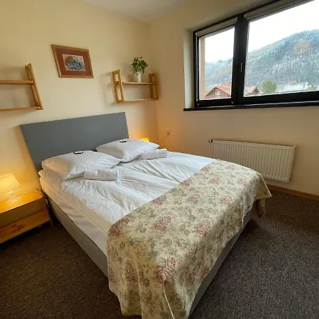 Sasanka Przy Gondoli Bed & Breakfast *
