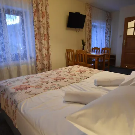 ベッド・アンド・ブレックファスト Sasanka Przy Gondoli 3*