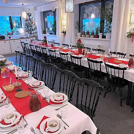 Sasanka Przy Gondoli Podgrzewany Basen W Cenie Pobytu Couette-café 3*