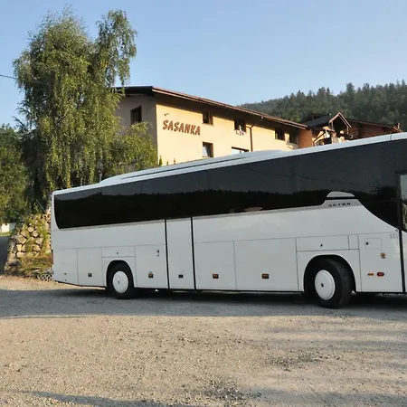 Sasanka Przy Gondoli Oda ve Kahvaltı