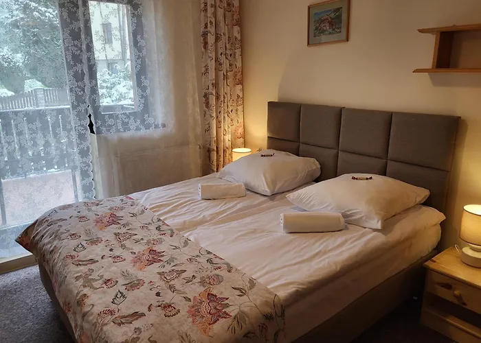 Sasanka Przy Gondoli Bed & Breakfast 3*