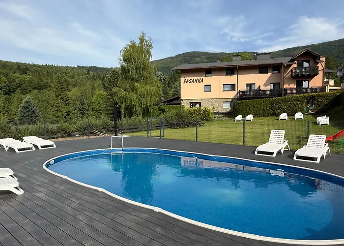 Sasanka Przy Gondoli Bed & Breakfast 3*